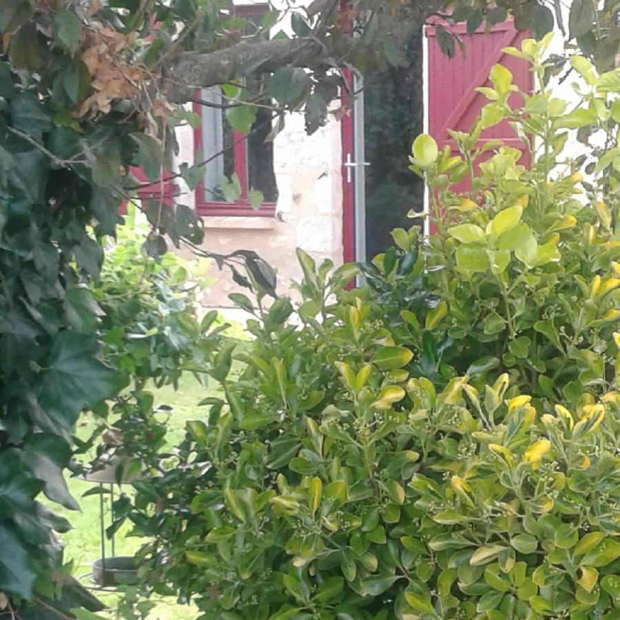ホテル Les Ruettes Saint-Germain-sur-Sarthe エクステリア 写真